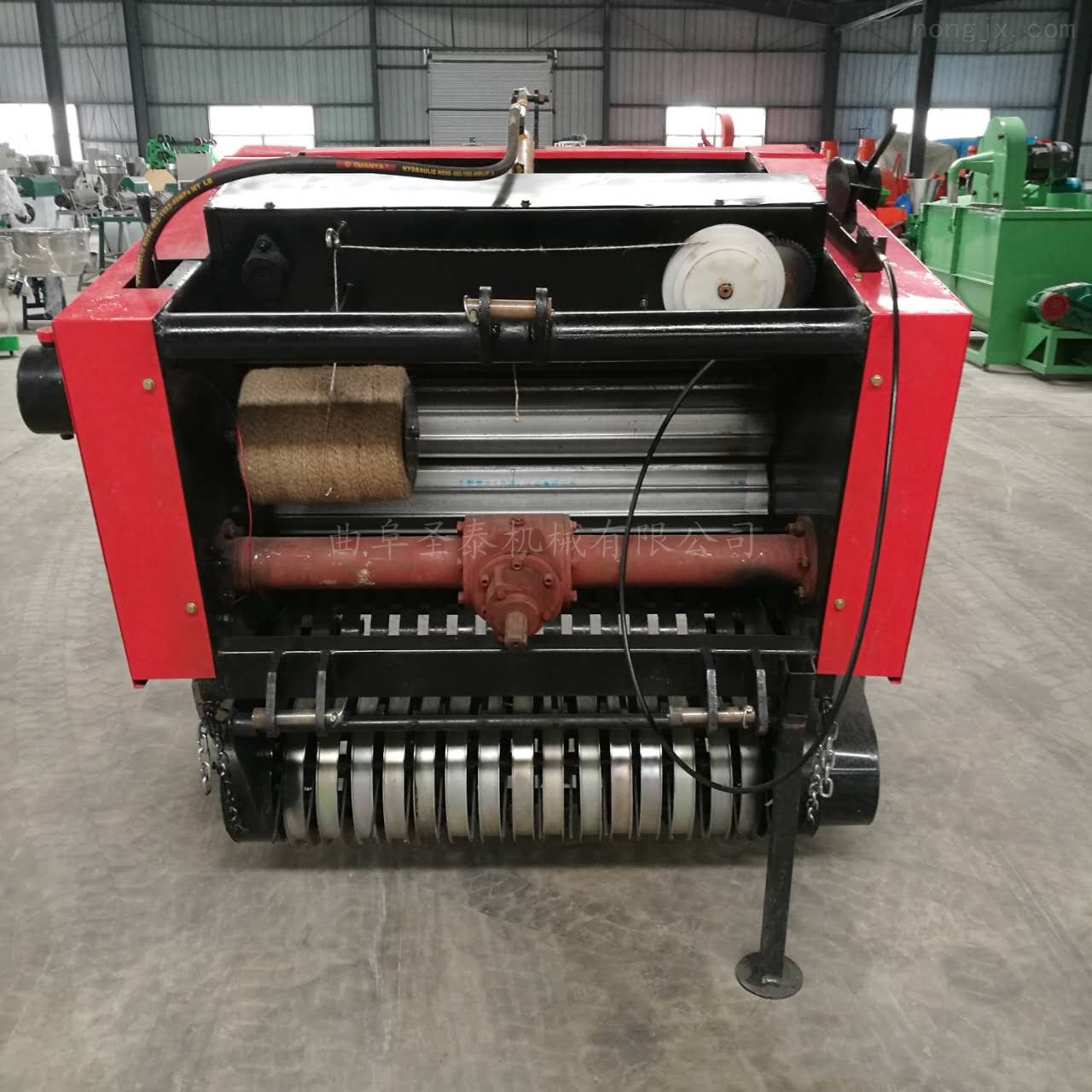 麦草捡拾打捆机小型圆捆打包机